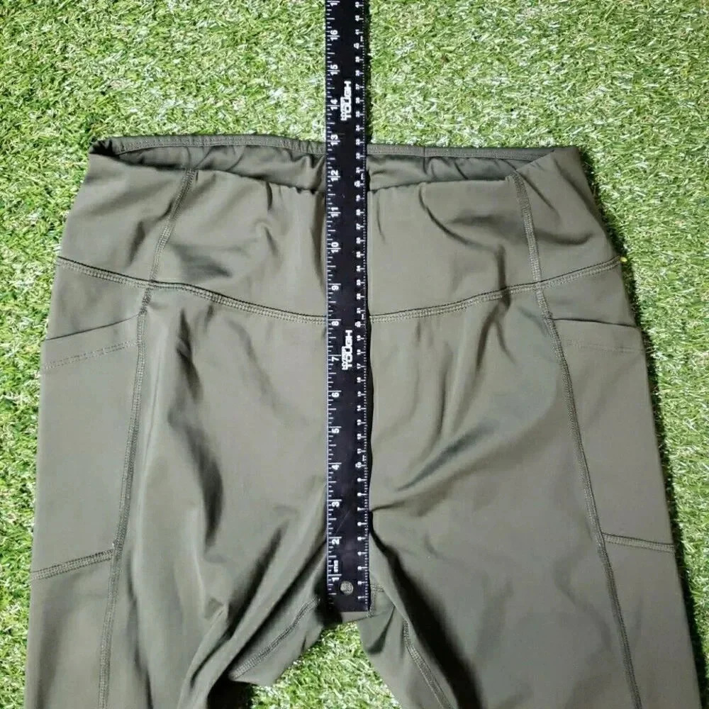 AVIA | Women| Size L 12-14 | Cropped Athletic Leggings pants Olive Green* - Picture 6 of 8